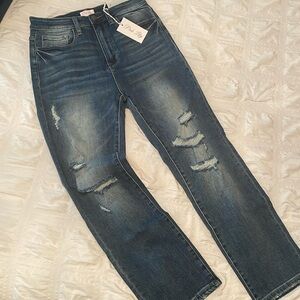 Pink Lily distressed jeans